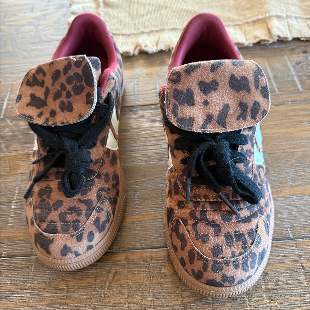Leopard Print Women’s Shoes with Black Laces